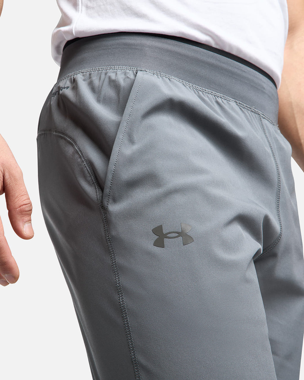 Pantalon Under Armour Running Launch - Gris